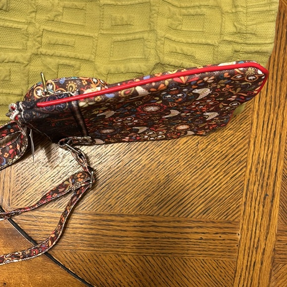 Hancock Fabrics: Crossbody Bag, Adjustable Strap - Picture 13 of 13
